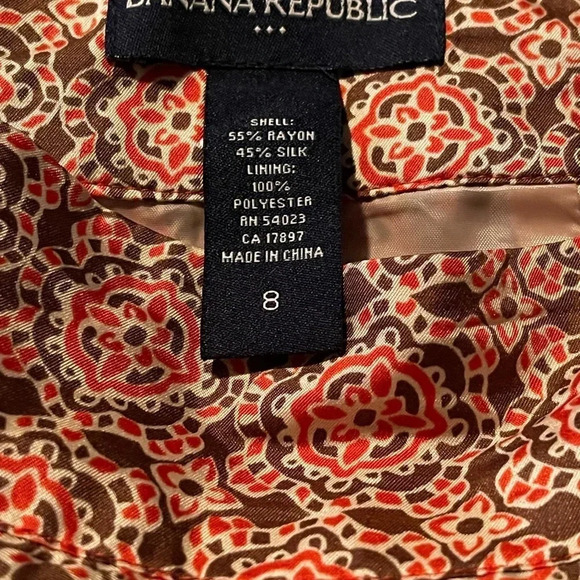 Banana Republic Silk Blend Paisly Design Skirt Size 8 - Picture 4 of 4